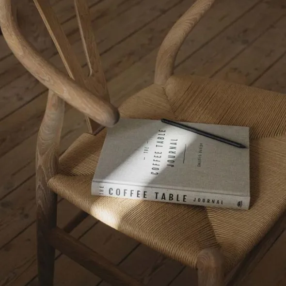 Coffe Table Journal Clean Rough Linen