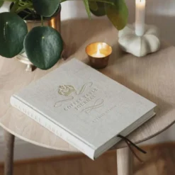 Coffe Table Journal Royal Rough Linen