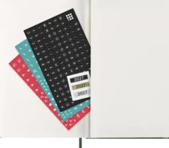 Kalender Moleskine Daily Hard Large Myrtle Green 2027